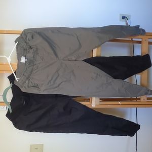 Set of 2 joggers size S